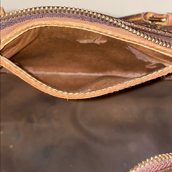 AUTHENTIC LOUIS VUITTON SPEEDY HANDBAG - Picture 13 of 16